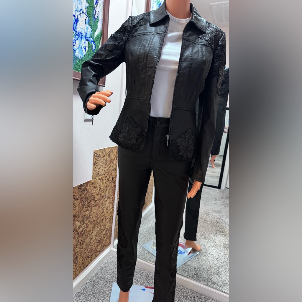 White House Black Market Black Lace Appliqu Set Jacket + High Rise Slim Pants
